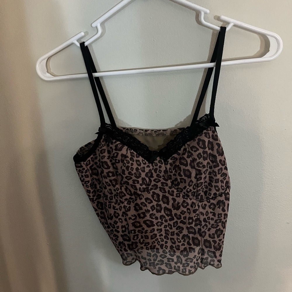 ROMWE Leopard Print Top with Lace Detail